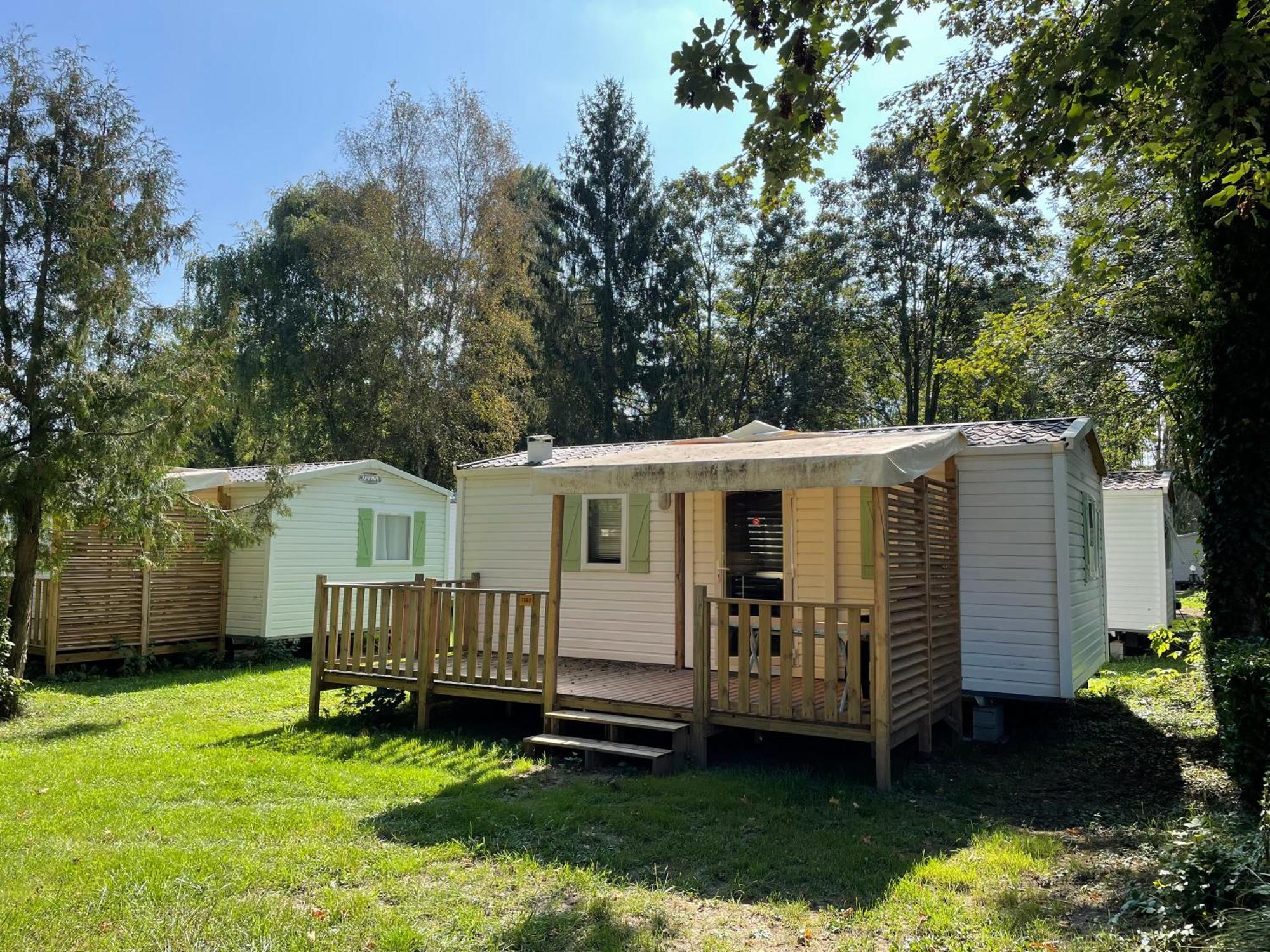 Les Pinots D'Alsace - 3 Bungalows Climatises Avec Tv - Proche Europa Park Boofzheim エクステリア 写真