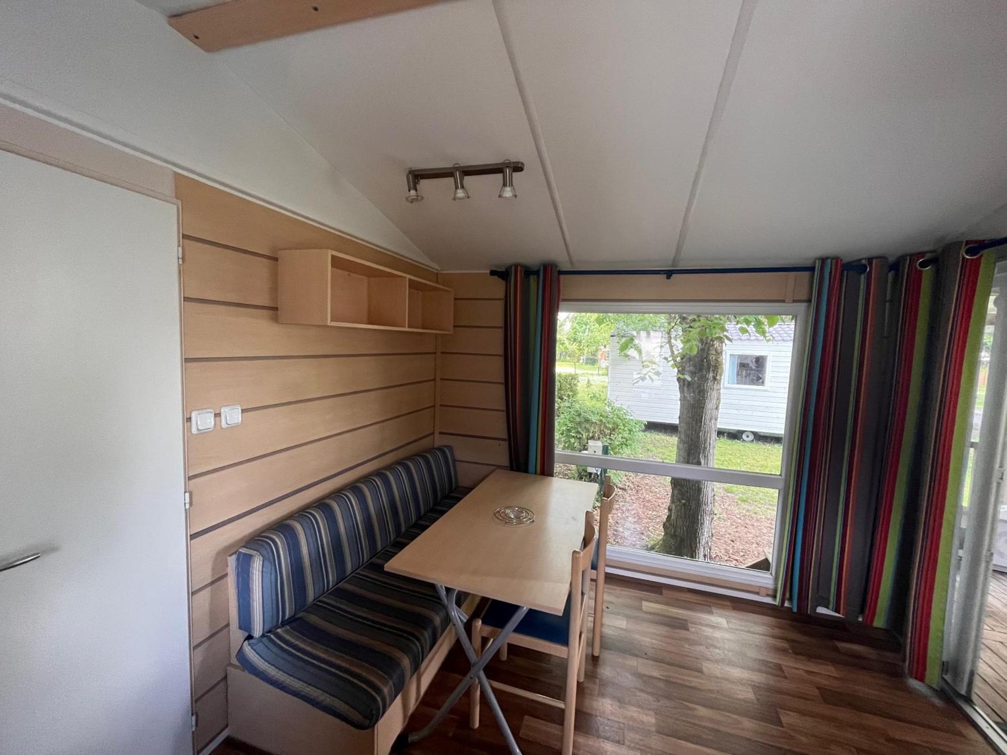 Les Pinots D'Alsace - 3 Bungalows Climatises Avec Tv - Proche Europa Park Boofzheim エクステリア 写真
